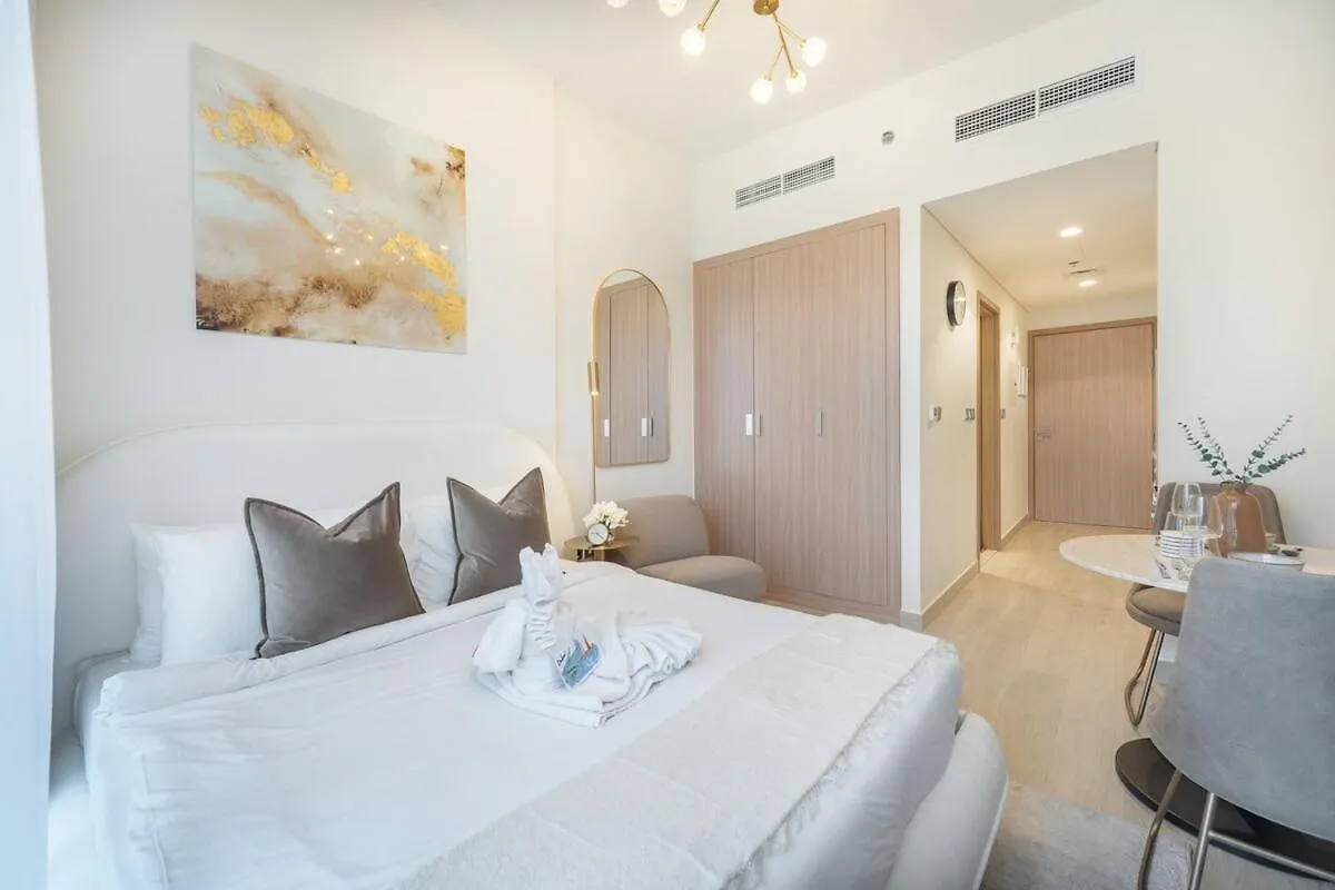 Lejlighed Quiet Elegance Studio Living Near Burj Khalifa In Azizi Riviera Dubai