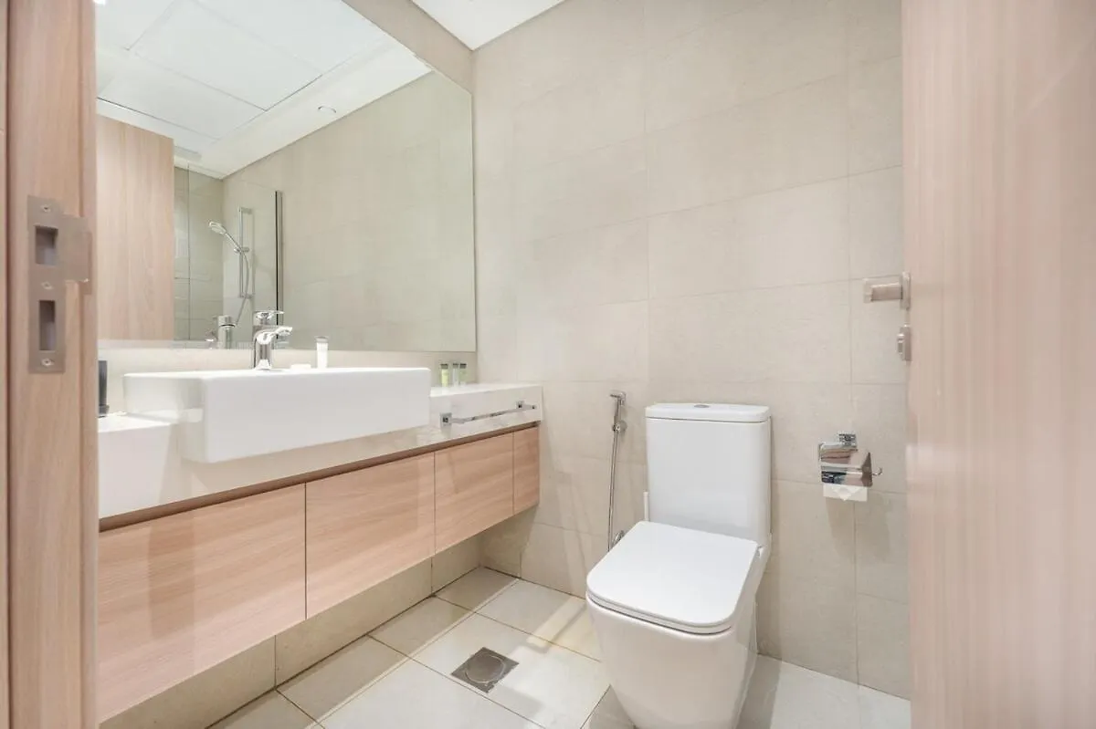 Quiet Elegance Studio Living Near Burj Khalifa In Azizi Riviera Dubai 0*,  Forenede Arabiske Emirater