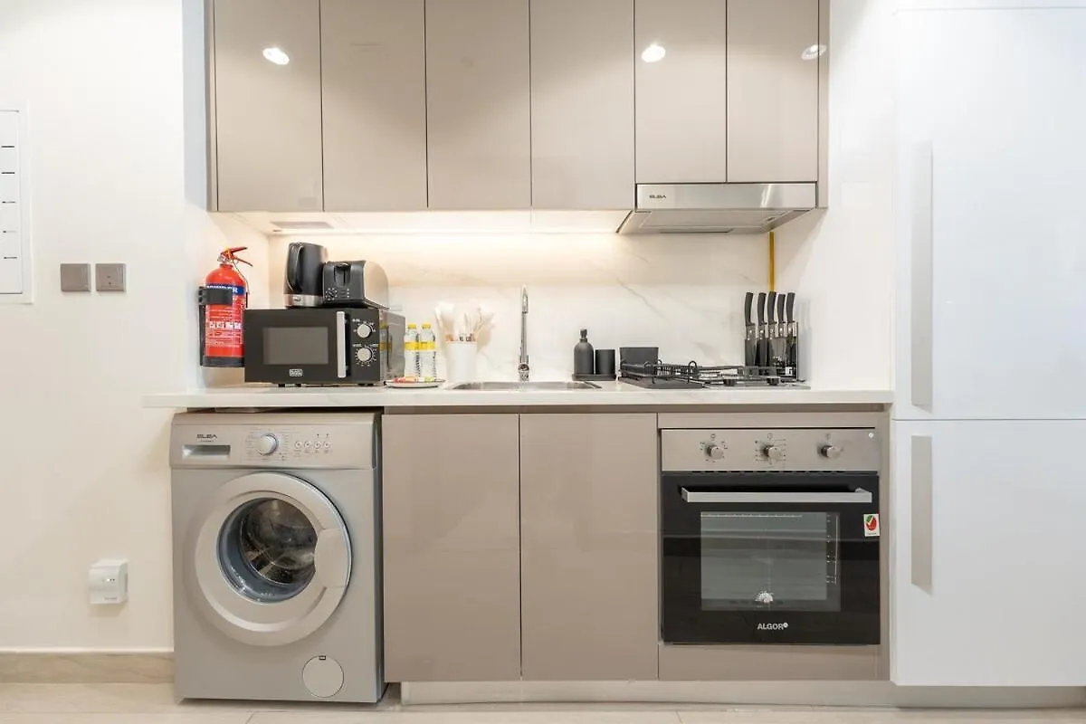 Quiet Elegance Studio Living Near Burj Khalifa In Azizi Riviera Dubai