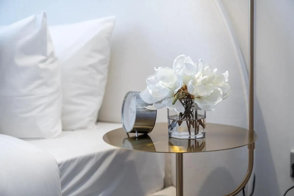 Quiet Elegance Studio Living Near Burj Khalifa In Azizi Riviera Dubai 0*,  Förenade Arabemiraten