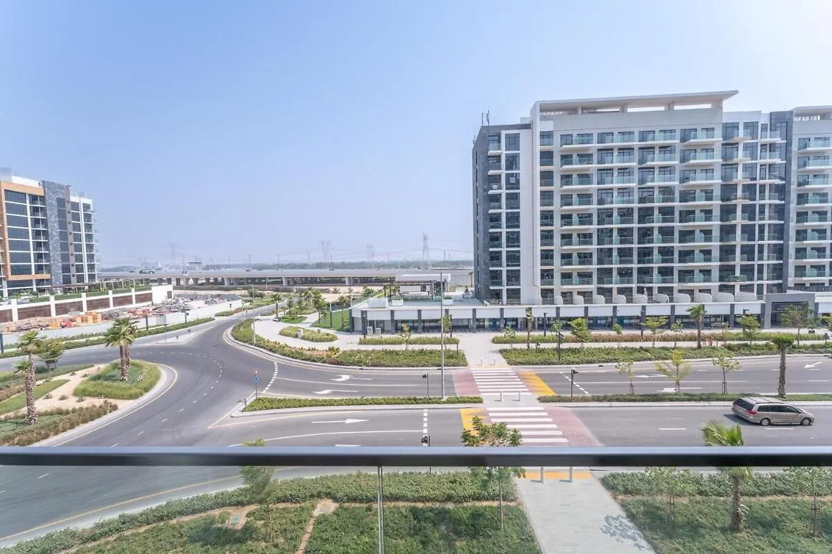 Quiet Elegance Studio Living Near Burj Khalifa In Azizi Riviera Dubai