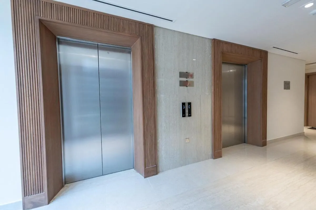 Quiet Elegance Studio Living Near Burj Khalifa In Azizi Riviera Dubai 0*,