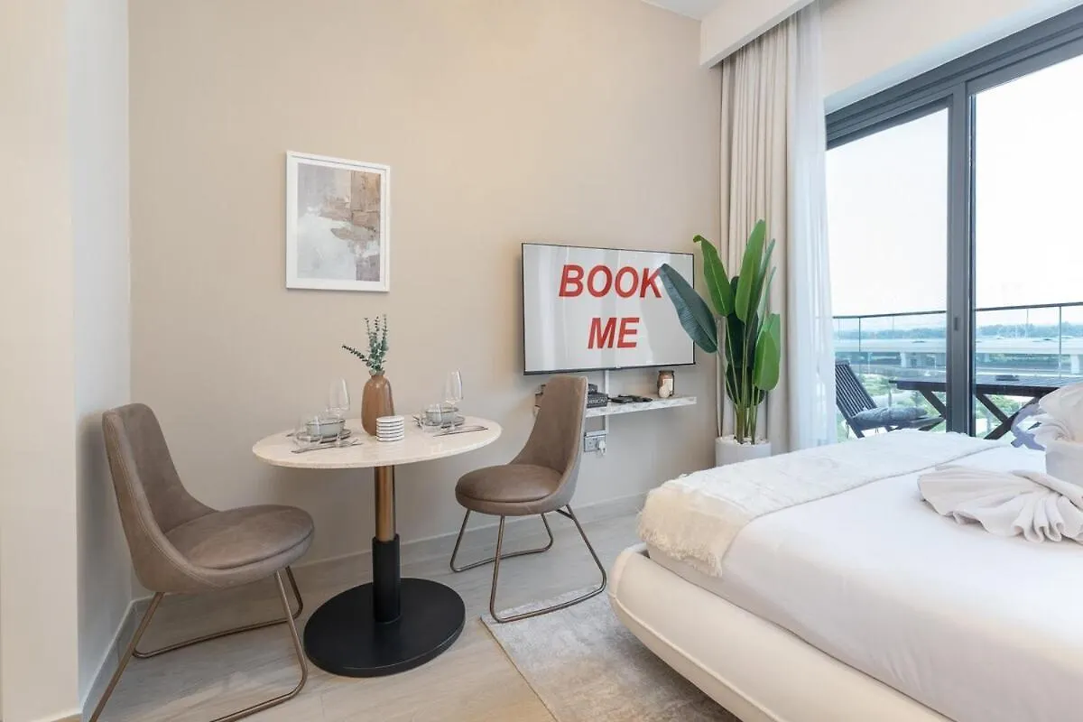 Quiet Elegance Studio Living Near Burj Khalifa In Azizi Riviera Dubai 0*,  Förenade Arabemiraten